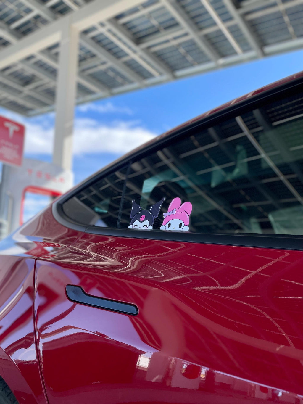 Kuro Bunny Peeker Sticker